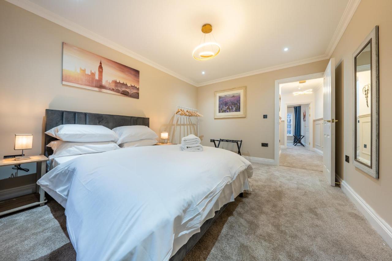 Brand New London Luxury House - Sleeps 8 Villa Exterior foto