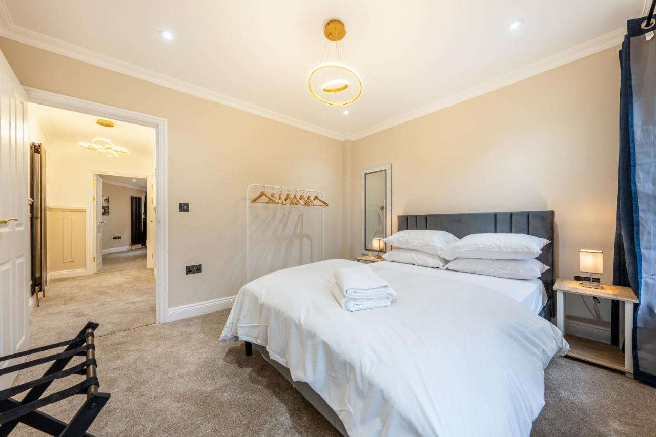 Brand New London Luxury House - Sleeps 8 Villa Exterior foto