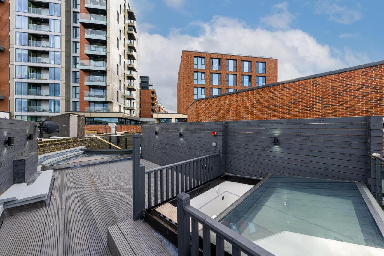 Brand New London Luxury House - Sleeps 8 Villa Exterior foto